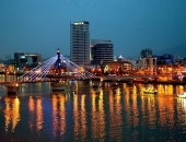 Nên dùng đèn LED làm biển hiệu quảng cảo để tiết kiệm điện